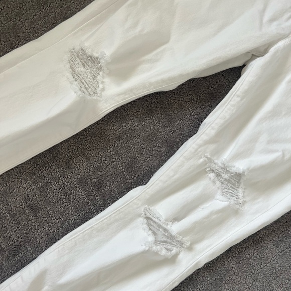 Joe’s Jeans Janel White Straight Leg Distressed Jeans - Picture 4 of 10